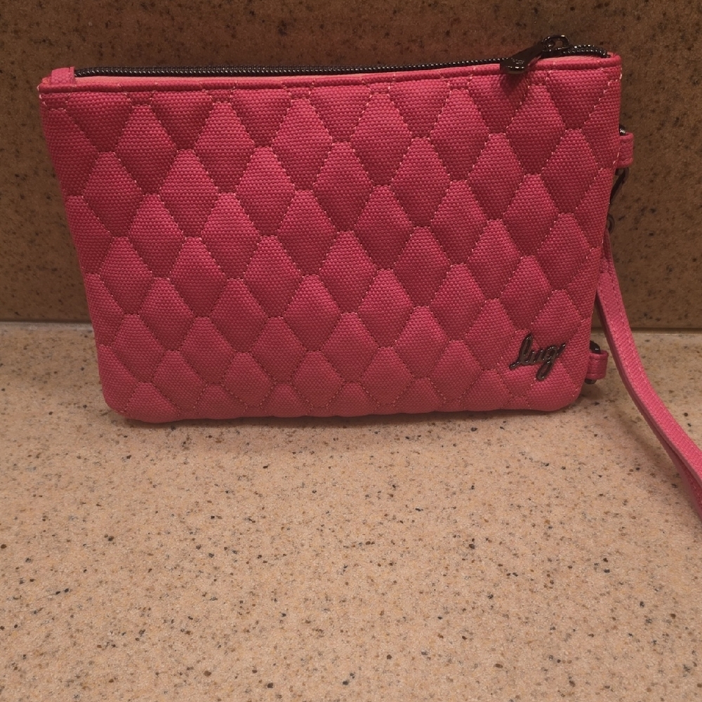 Lug Quilted Pink Wristlet